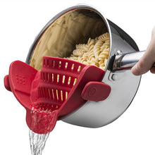Load image into Gallery viewer, Clip on Silicone Food Strainer